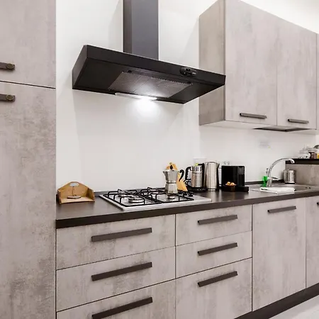 Dimora Santo Stefano: Ampia, Con Giardino Privato Apartment Bologna
