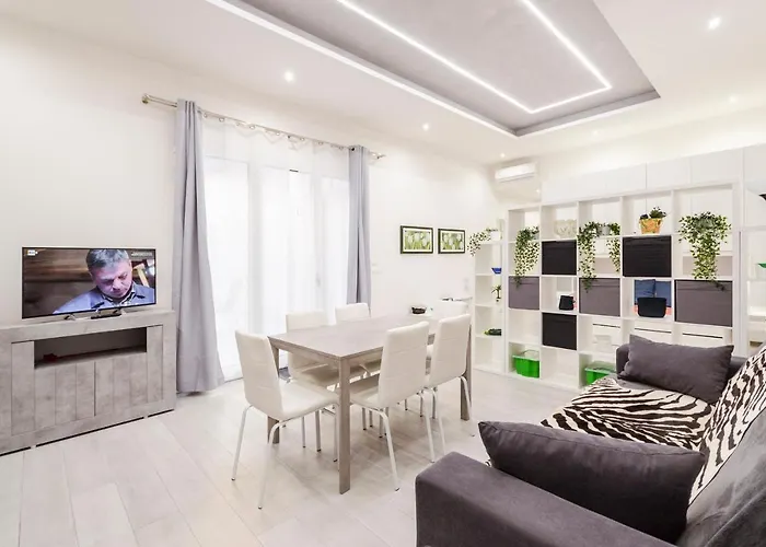 Dimora Santo Stefano: Ampia, Con Giardino Privato *