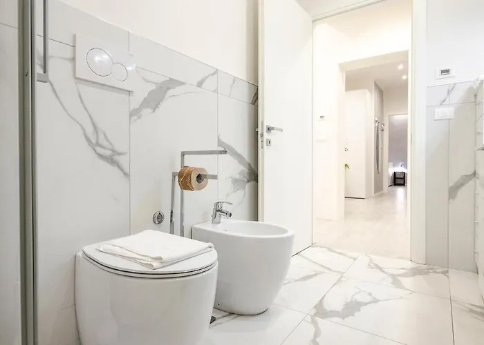 Dimora Santo Stefano: Ampia, Con Giardino Privato 볼로냐