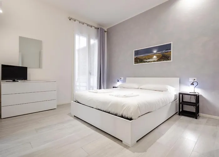 Lägenhet Dimora Santo Stefano: Ampia, Con Giardino Privato *