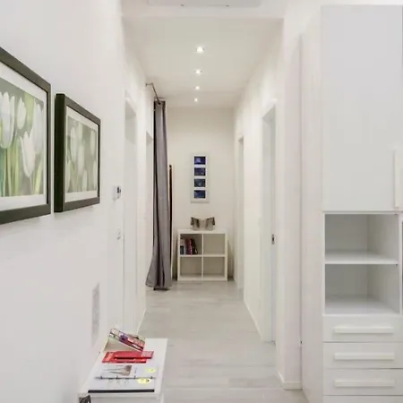 Dimora Santo Stefano: Ampia, Con Giardino Privato Appartement Bologne