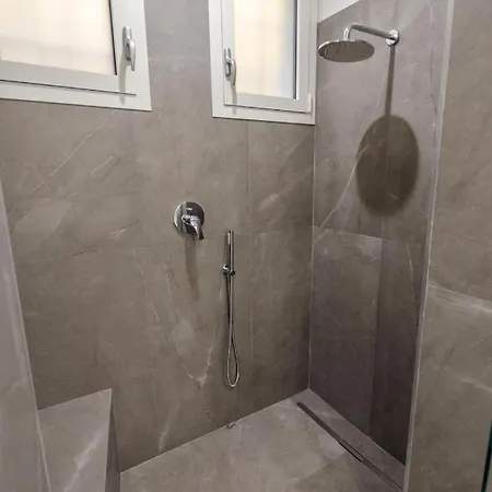 Dimora Santo Stefano: Ampia, Con Giardino Privato * Bologne